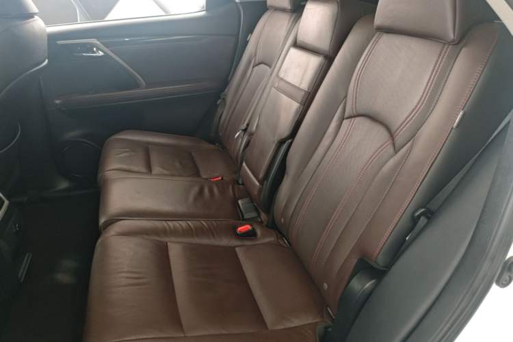 Used Lexus RX 2016 300 4x4 Elegant Edition China V-standard Left Rear Seat