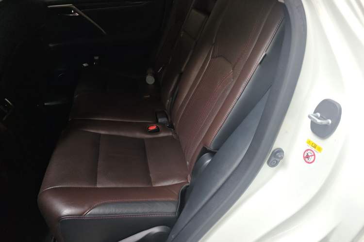 Used Lexus RX 2016 300 Two-Wheel Drive Comfort Edition China V Standard Left Rear Seat