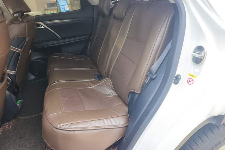 Used Lexus RX 2016 300 Two-Wheel Drive Elite Edition China VI Standard Left Rear Seat