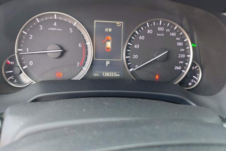 Used Lexus RX 2016 300 Two-Wheel Drive Elite Version China V Standard Odometer Close Up