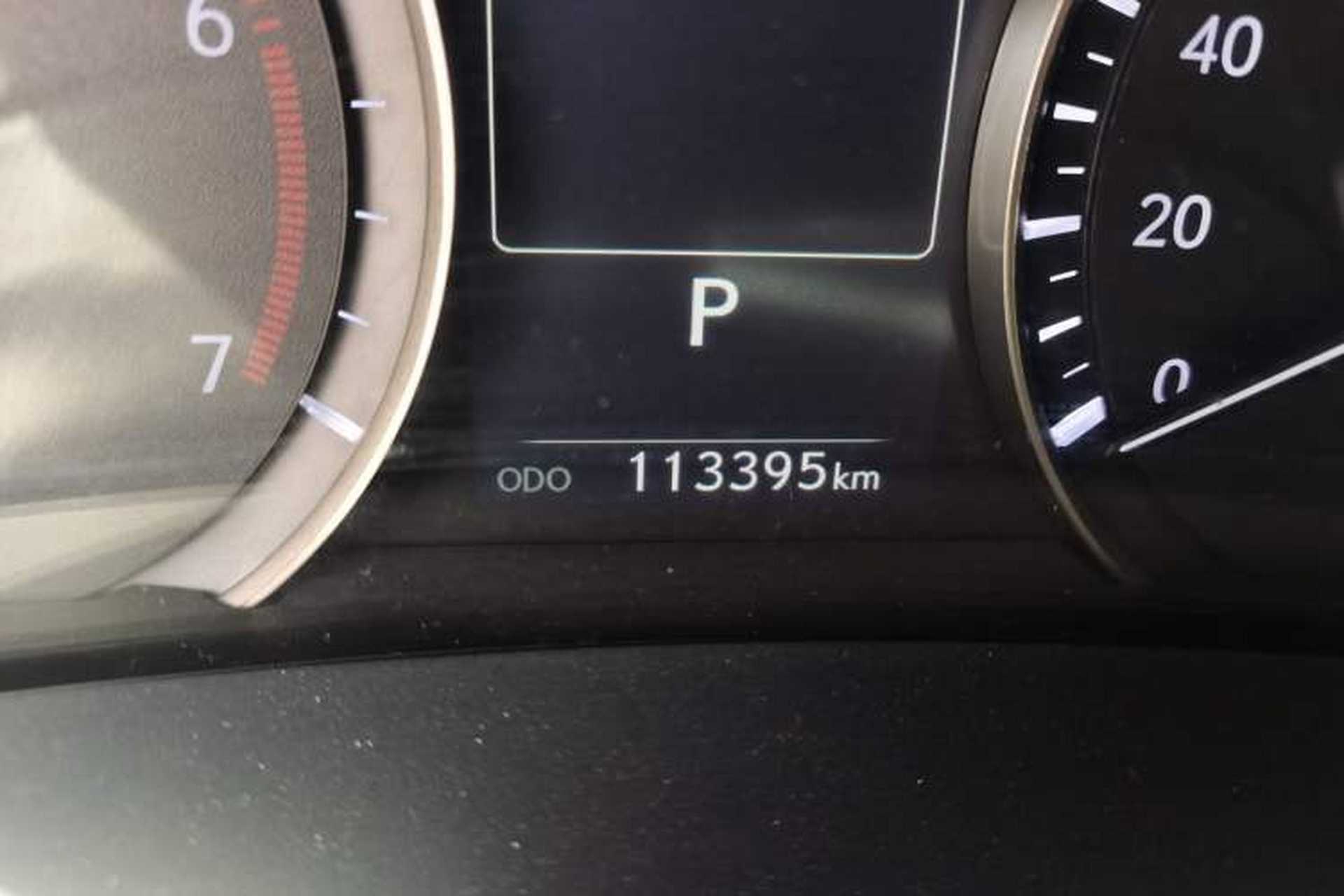 Used Lexus RX 2016 300 4x4 Elegant Edition China VI Odometer Close Up