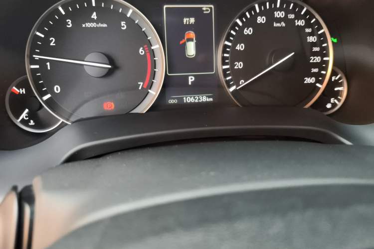 Used Lexus RX 2016 300 4x4 Elegant Edition China V-standard Odometer Close Up