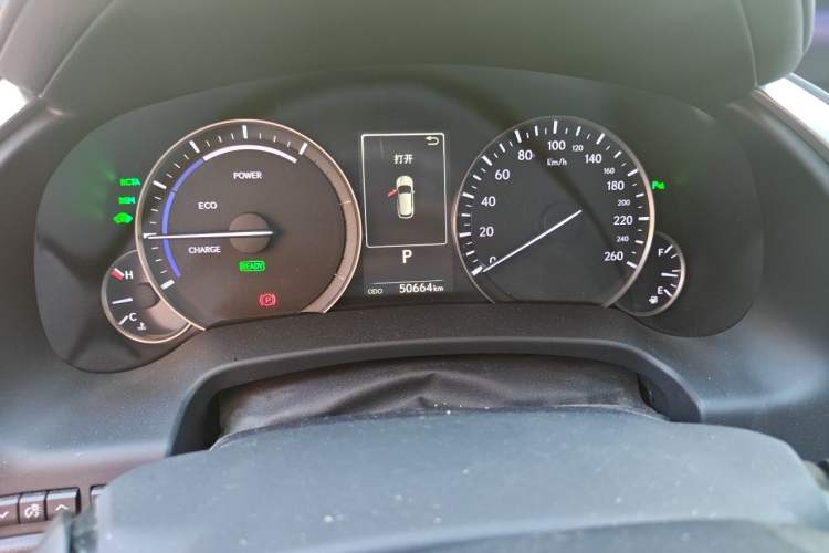 Used Lexus RX 2016 450h Four-Wheel Drive Luxury Edition Odometer Close Up