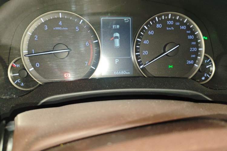 Used Lexus RX 2016 300 Two-Wheel Drive Elite Version China V Standard Odometer Close Up