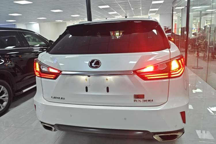 Used Lexus RX 2016 300 Two-Wheel Drive Elite Version China V Standard Rear