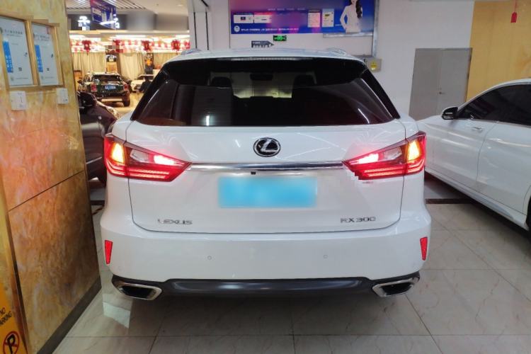 Used Lexus RX 2016 300 Two-Wheel Drive Elite Version China V Standard Rear