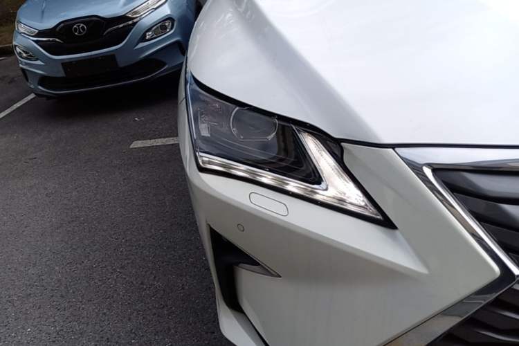 Used Lexus RX 2016 300 Two-Wheel Drive Elite Version China V Standard Right Front Headlight