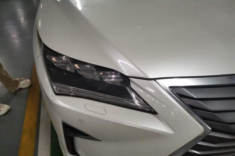 Used Lexus RX 2016 300 4x4 Elegant Edition China V-standard Right Front Headlight