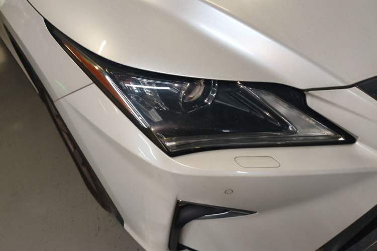 Used Lexus RX 2016 300 Two-Wheel Drive Comfort Edition China V Standard Right Front Headlight
