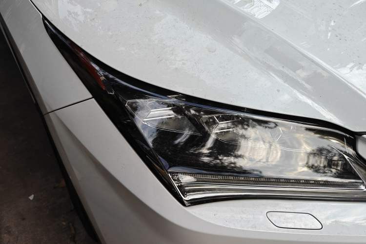 Used Lexus RX 2016 300 4x4 F SPORT Version China V Standard Right Front Headlight