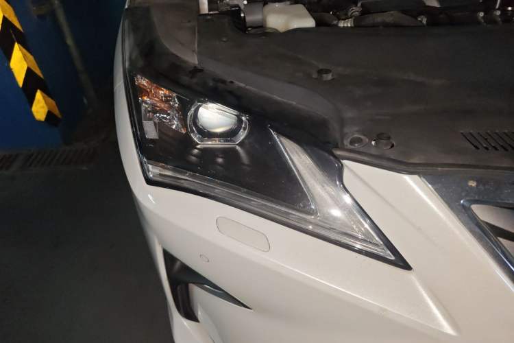 Used Lexus RX 2016 300 Two-Wheel Drive Comfort Edition China VI Standard Right Front Headlight