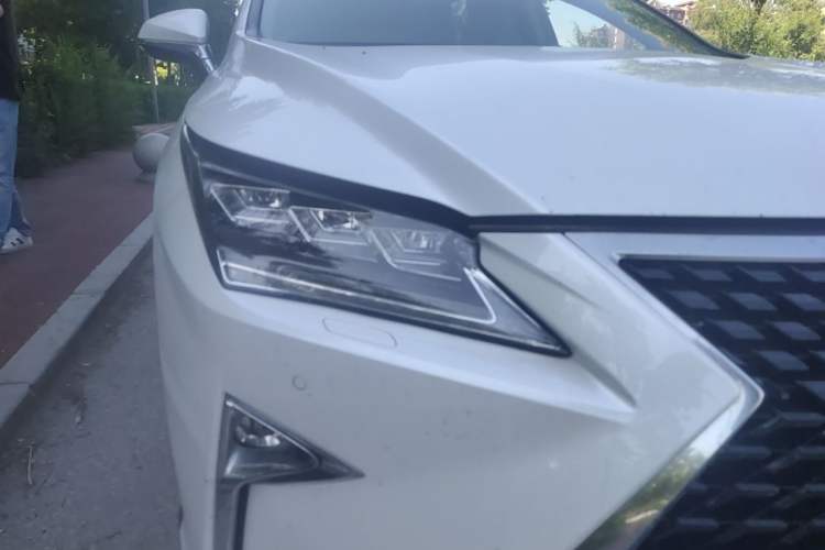 Used Lexus RX 2016 300 4x4 Elegant Edition China V-standard Right Front Headlight