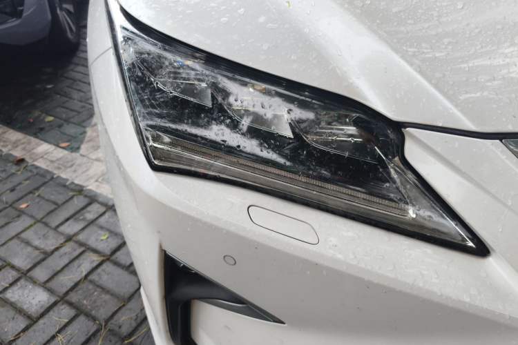 Used Lexus RX  Right Front Headlight