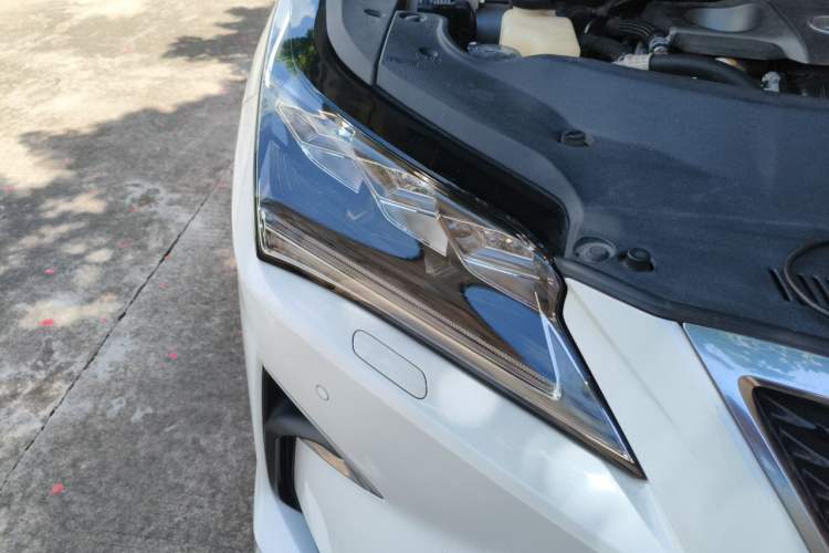 Used Lexus RX 2016 300 4x4 F SPORT Version China V Standard Right Front Headlight