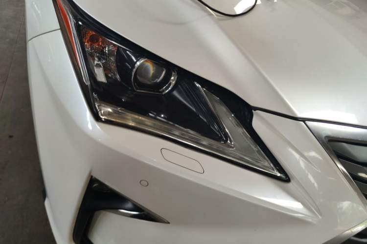 Used Lexus RX 2016 300 Two-Wheel Drive Elite Edition China VI Standard Right Front Headlight