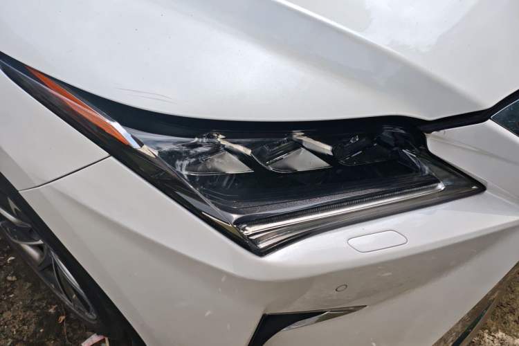 Used Lexus RX 2016 300 4x4 Elegant Edition China V-standard Right Front Headlight