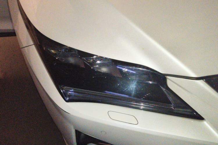 Used Lexus RX 2016 300 4x4 Elegant Edition China VI Right Front Headlight