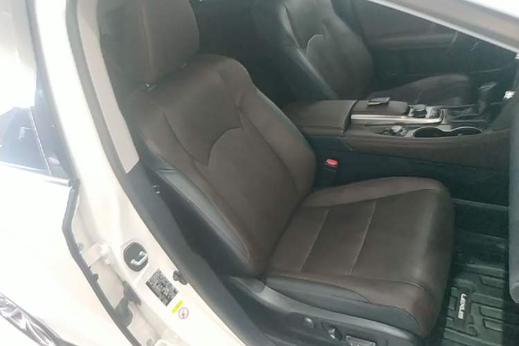 Used Lexus RX 2016 300 4x4 Elegant Edition China VI Right Front Seat
