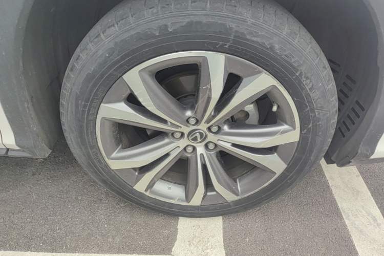 Used Lexus RX 2016 450h Four-Wheel Drive Luxury Edition Right Front Wheel Hub