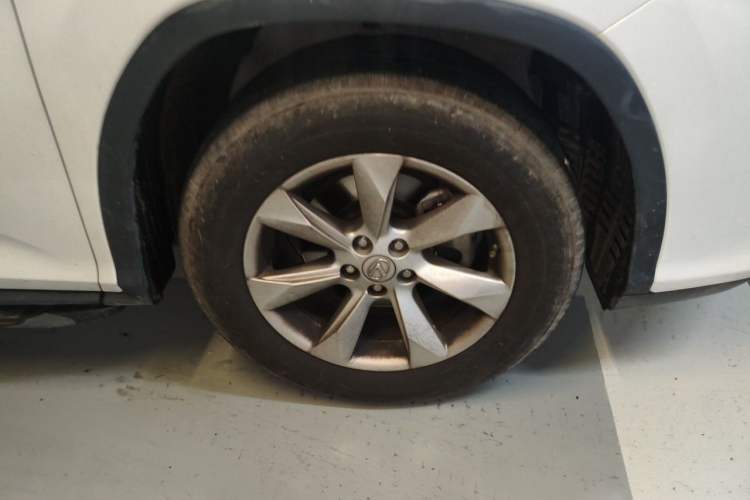 Used Lexus RX 2016 300 Two-Wheel Drive Comfort Edition China V Standard Right Front Wheel Hub