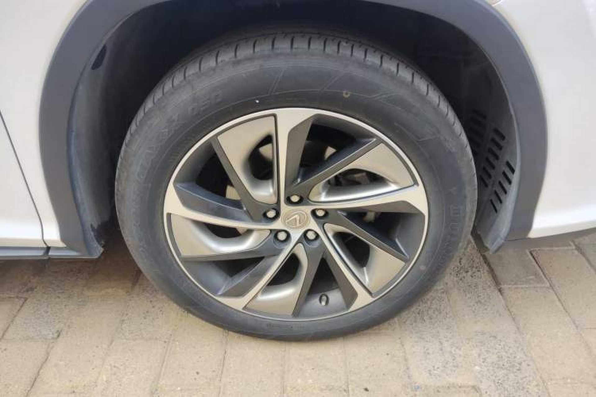 Used Lexus RX 2016 300 4x4 Elegant Edition China V-standard Right Front Wheel Hub