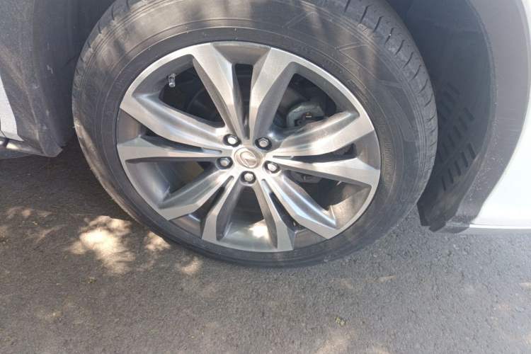 Used Lexus RX 2016 450h Four-Wheel Drive Premium Edition Right Front Wheel Hub