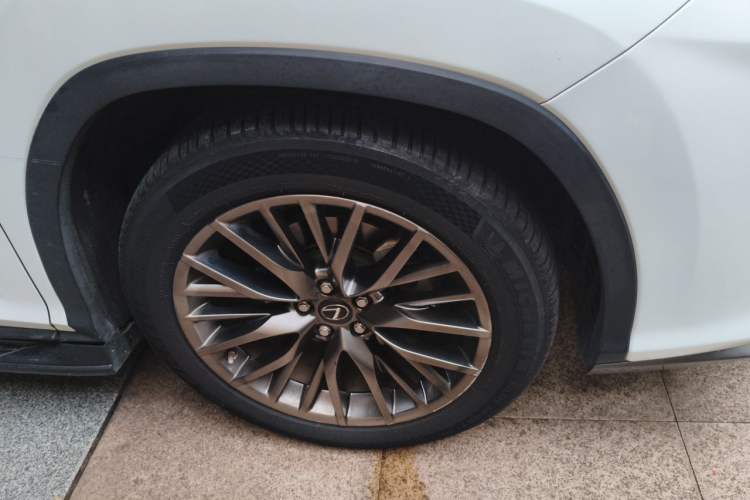 Used Lexus RX 2016 300 4x4 F SPORT Version China V Standard Right Front Wheel Hub