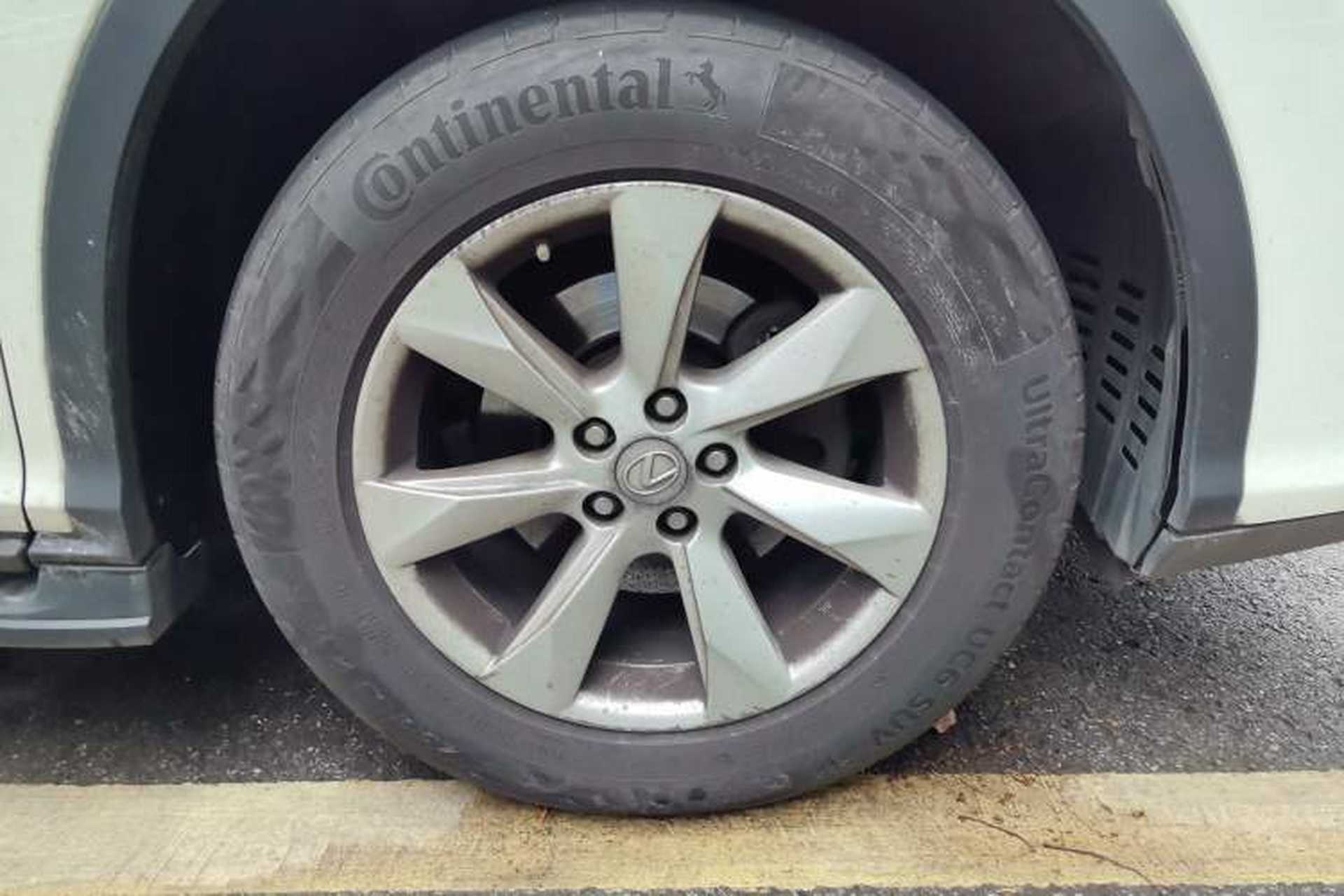 Used Lexus RX 2016 300 Two-Wheel Drive Comfort Edition China V Standard Right Front Wheel Hub