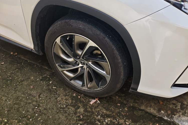 Used Lexus RX 2016 300 4x4 Elegant Edition China V-standard Right Front Wheel Hub