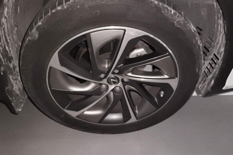 Used Lexus RX 2016 300 4x4 Elegant Edition China V-standard Right Front Wheel Hub