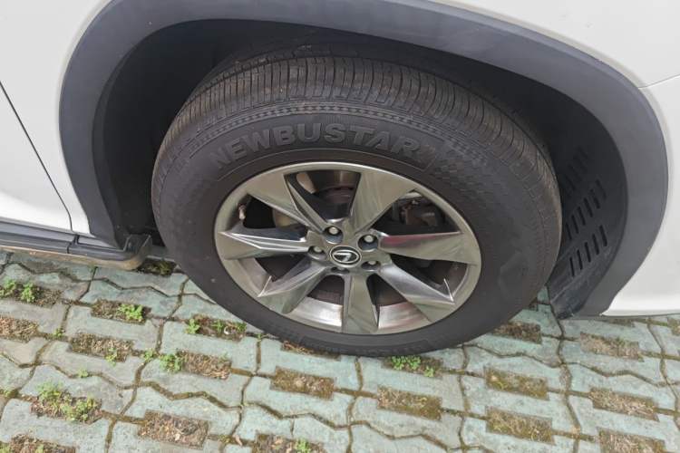 Used Lexus RX 2016 300 Two-Wheel Drive Elite Version China V Standard Right Front Wheel Hub