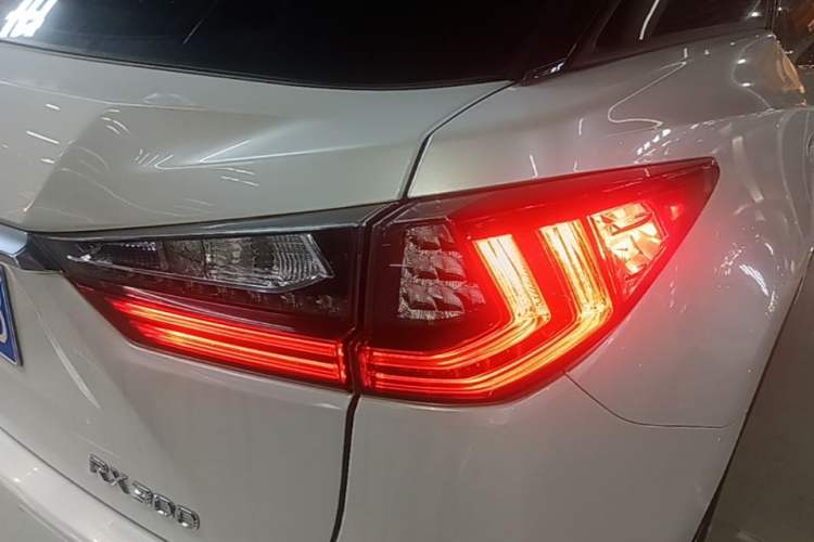 Used Lexus RX 2016 300 4x4 Elegant Edition China V-standard Right Rear Taillight