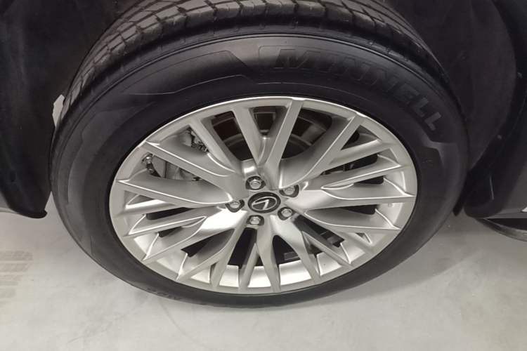 Used Lexus RX 2016 300 4x4 F SPORT Version China V Standard Right Rear Wheel Hub