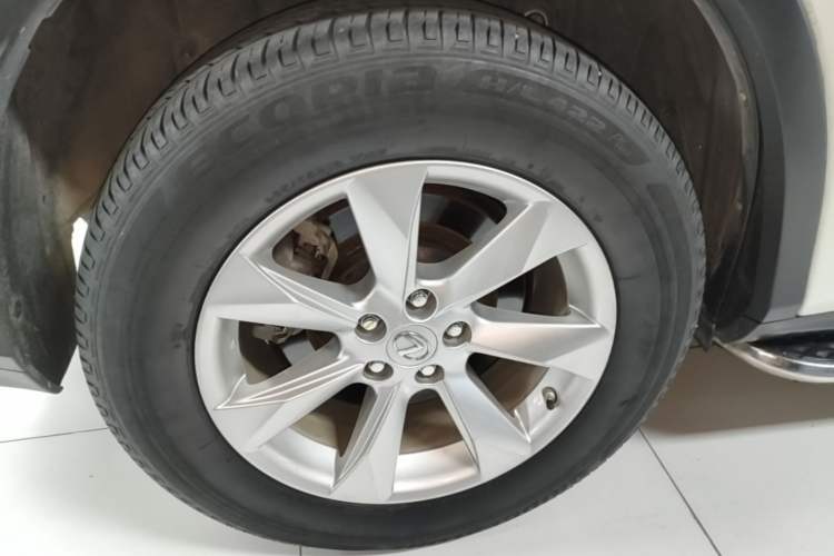 Used Lexus RX 2016 300 Two-Wheel Drive Comfort Edition China V Standard Right Rear Wheel Hub