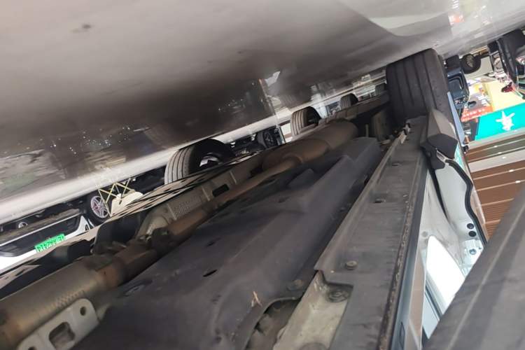 Used Lexus RX 2016 450h Four-Wheel Drive Elegant Edition Right Side Sill