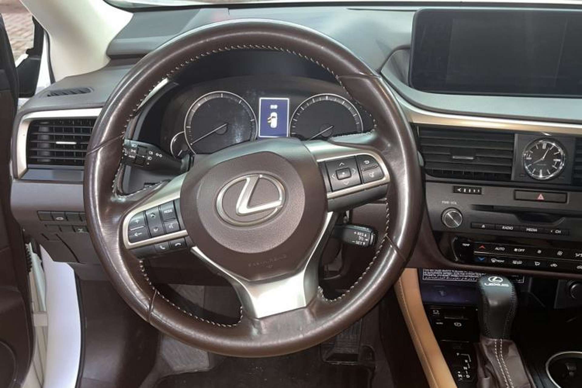 Used Lexus RX 2016 300 4x4 Elegant Edition China V-standard Steering Wheel