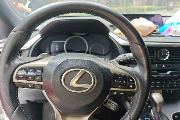 Used Lexus RX 2016 300 4x4 F SPORT Version China VI Standard Steering Wheel