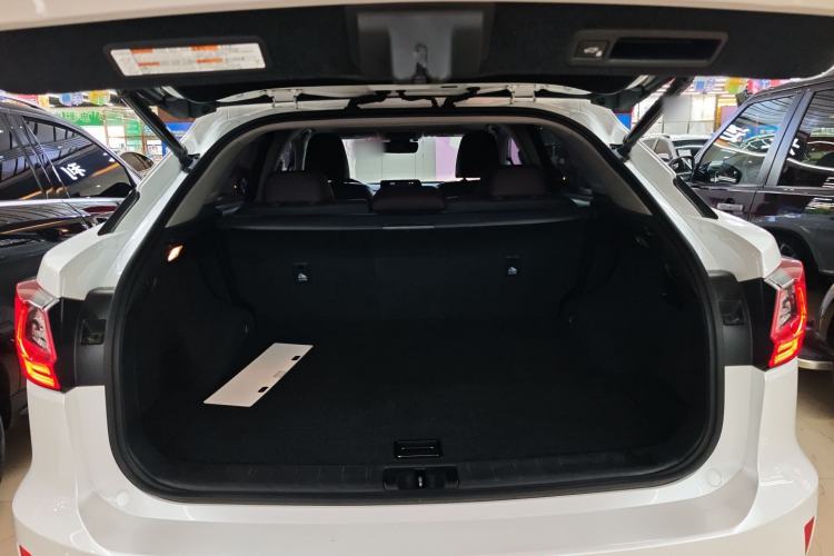 Used Lexus RX 2016 450h Four-Wheel Drive Elegant Edition Trunk