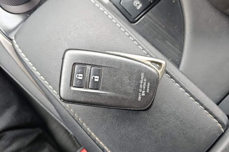 Used Lexus RX 2016 300 Two-Wheel Drive Elite Version China V Standard Vehicle Key