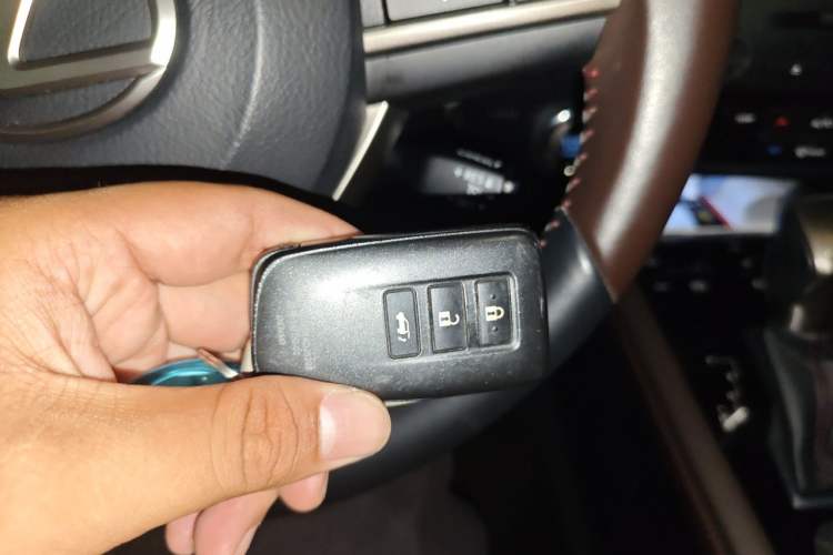 Used Lexus RX 2016 300 Two-Wheel Drive Comfort Edition China VI Standard Vehicle Key