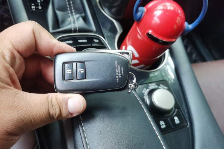 Used Lexus RX 2016 300 Two-Wheel Drive Elite Version China V Standard Vehicle Key
