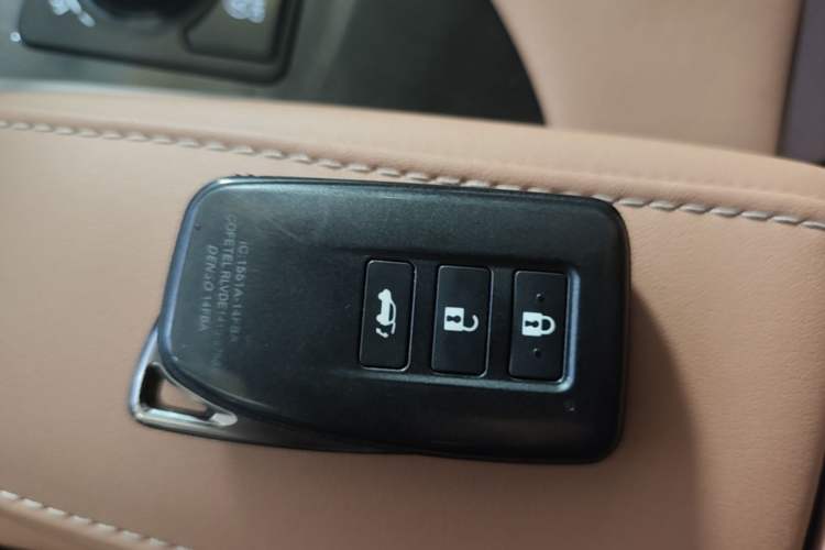 Used Lexus RX 2016 300 4x4 Elegant Edition China V-standard Vehicle Key