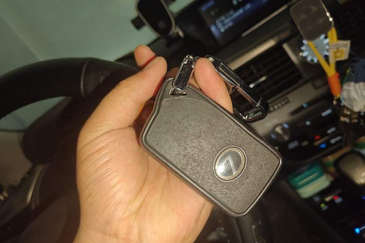 Used Lexus RX 2016 300 Two-Wheel Drive Elite Version China V Standard Vehicle Key