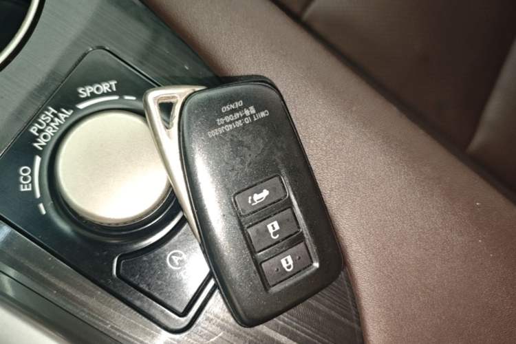 Used Lexus RX 2016 300 4x4 Elegant Edition China V-standard Vehicle Key