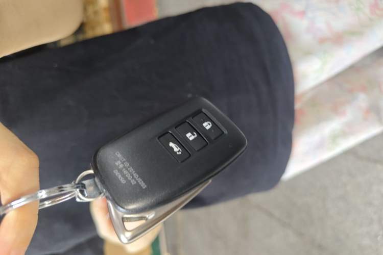 Used Lexus RX 2016 300 Two-Wheel Drive Comfort Edition China V Standard Vehicle Key