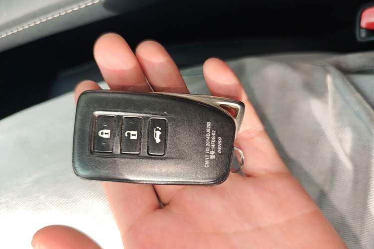 Used Lexus RX 2016 300 Two-Wheel Drive Comfort Edition China V Standard Vehicle Key