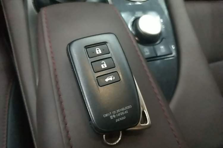 Used Lexus RX 2016 300 4x4 Elegant Edition China VI Vehicle Key