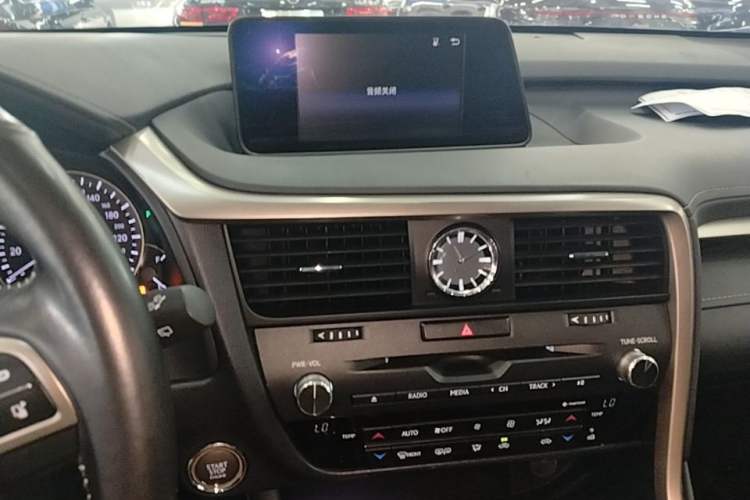 Used Lexus RX 2016 300 Two-Wheel Drive Elite Version China V Standard Audio And AC Panel