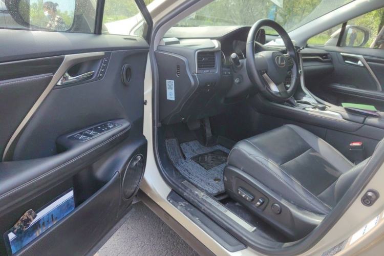 Used Lexus RX 2016 300 4x4 Elegant Edition China V-standard Driver Seat