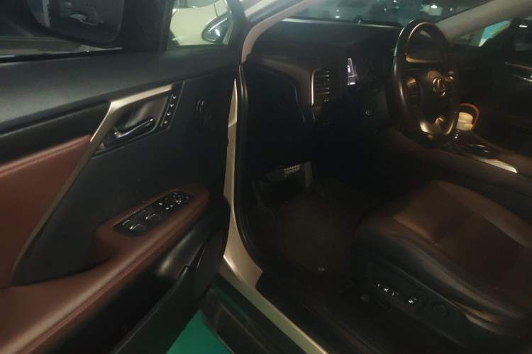 Used Lexus RX 2016 450h Four-Wheel Drive Elegant Edition Driver Seat